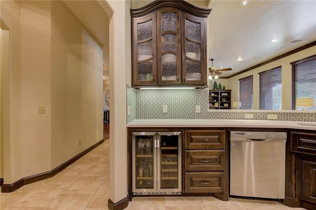 Bella Sera Dr, Edmond, OK 73034