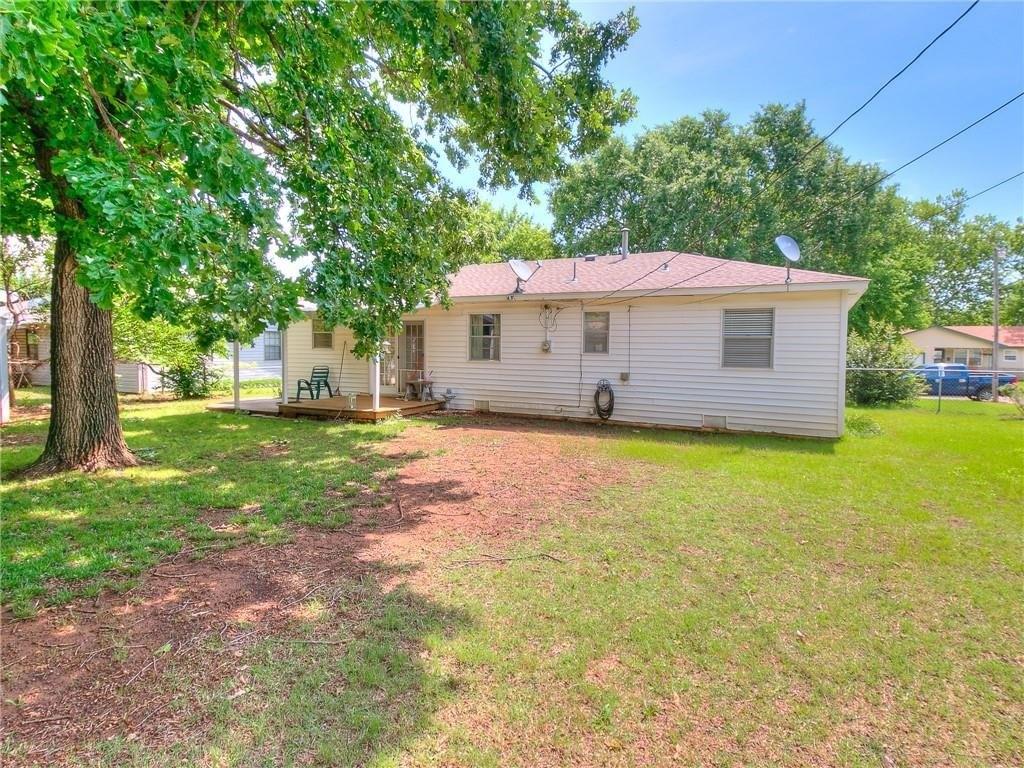 Myrtle Dr, Tecumseh, OK 74873