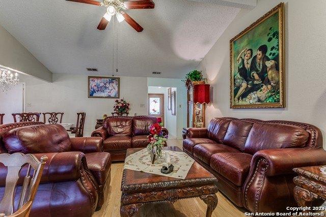 Wickahoney, San Antonio, TX 78250