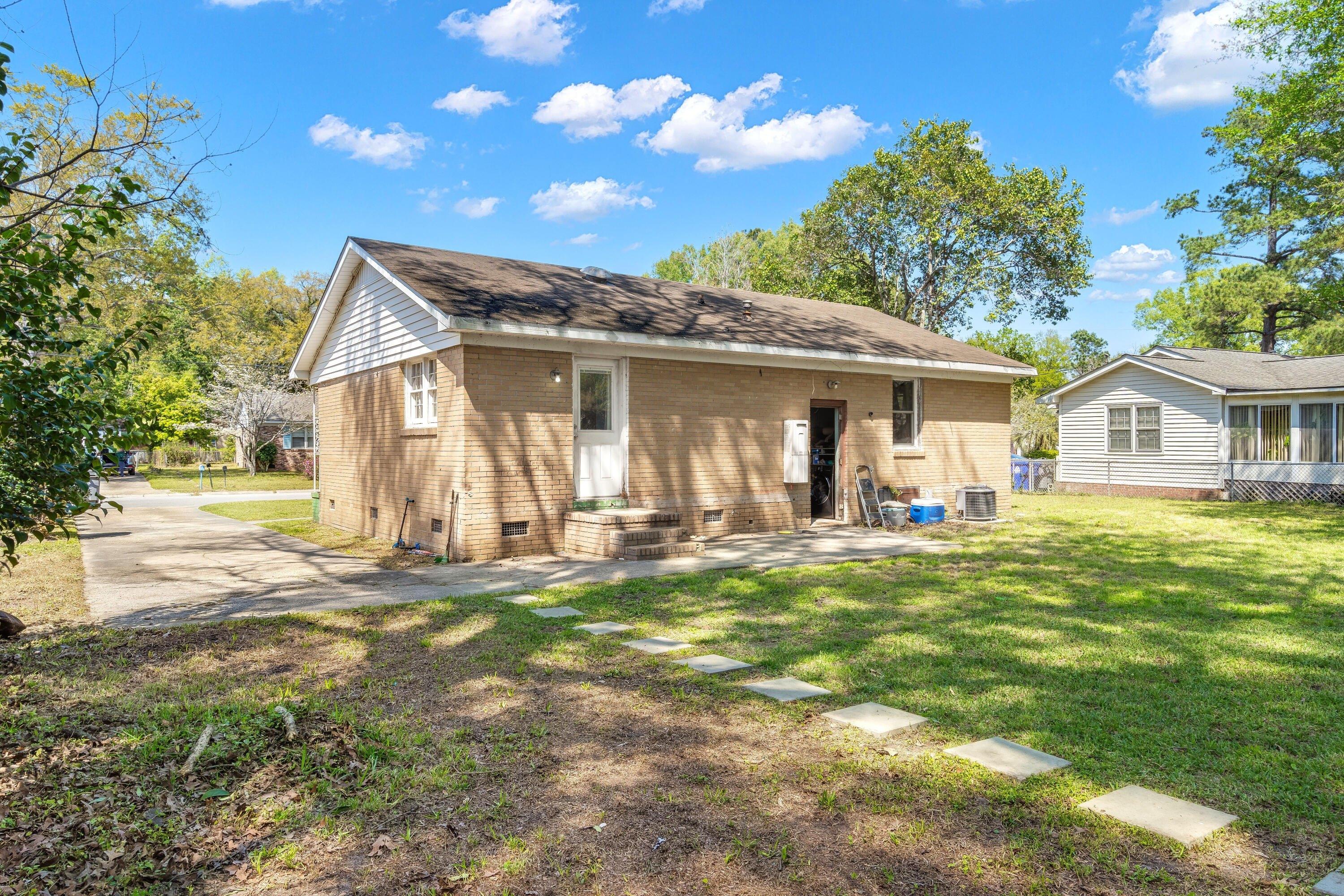Dublin Rd, North Charleston, SC 29420