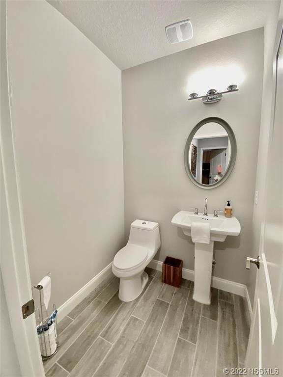 Loch Linnhe Ct, New Smyrna Beach, FL 32168