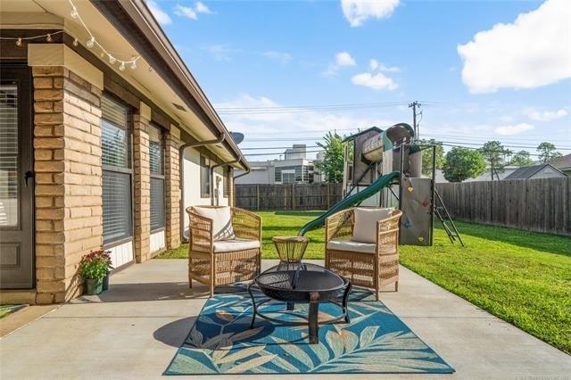 S Lakewood Ave, Tulsa, OK 74135