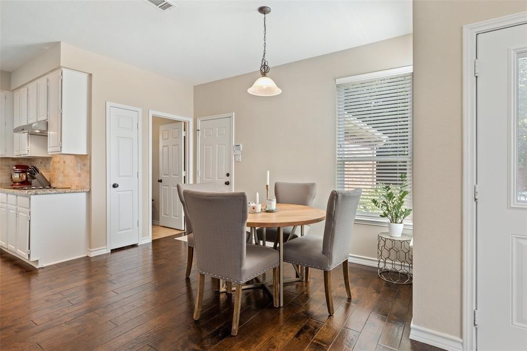 Lauren Way, Flower Mound, TX 75028