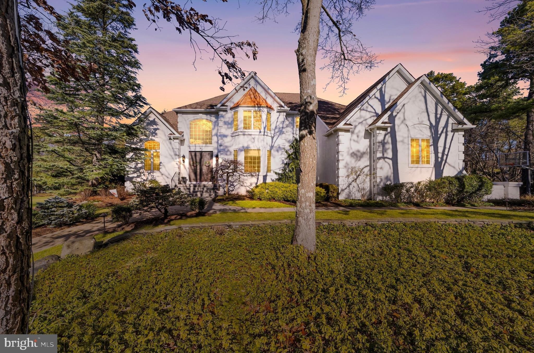 Pembroke Dr, Voorhees, NJ 08043