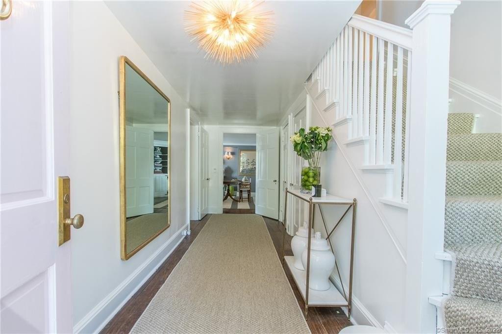 Chestnut Hill Rd, Wilton, CT 06897