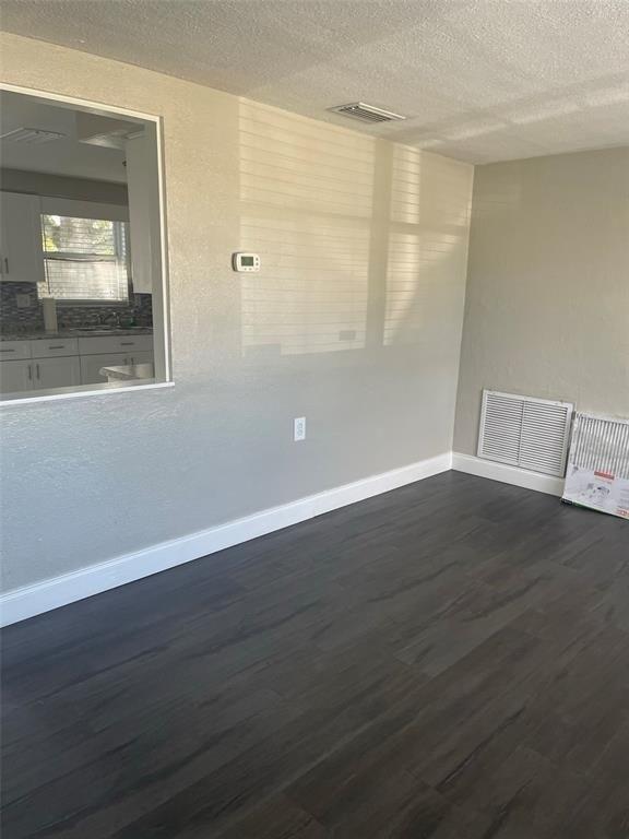 Casino Dr, Holiday, FL 34690