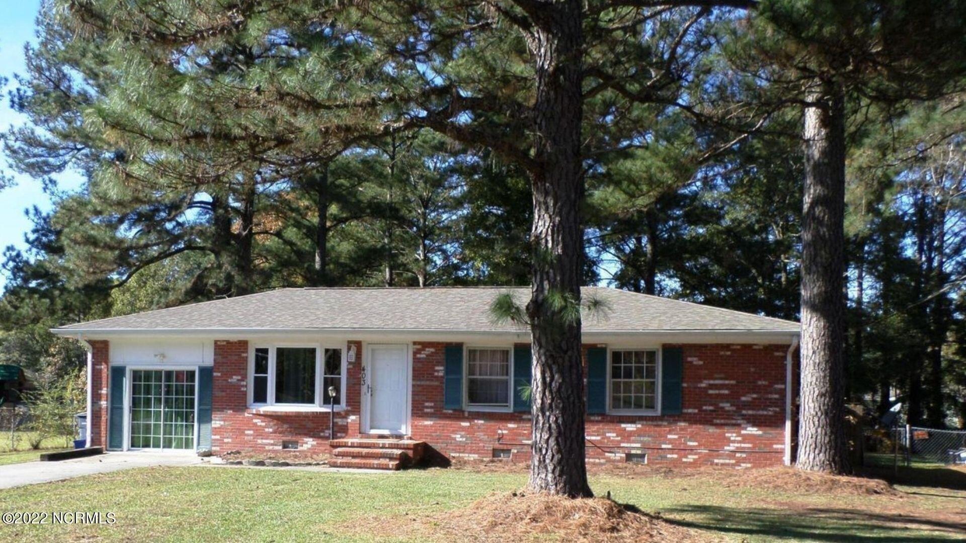 Linwood Dr, Jacksonville, NC 28546