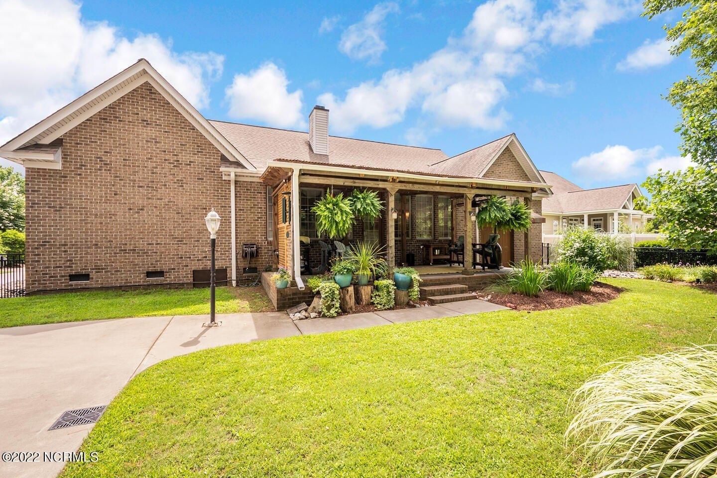 Wolf Trap Rd, Winterville, NC 28590