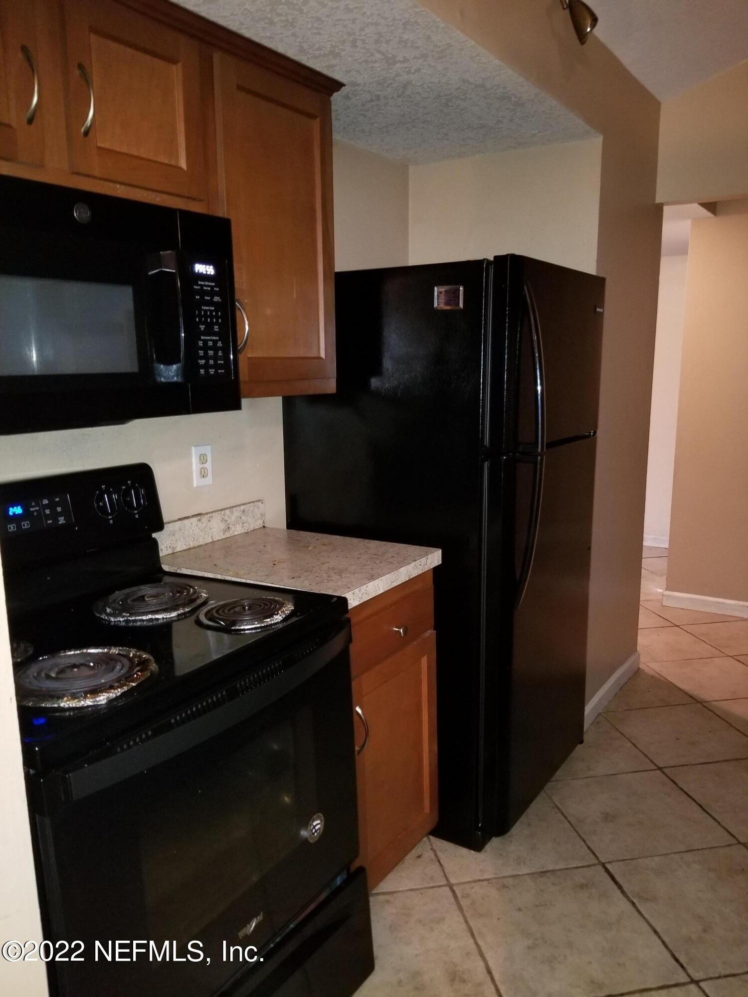 Century 21 Dr, Jacksonville, FL 32216