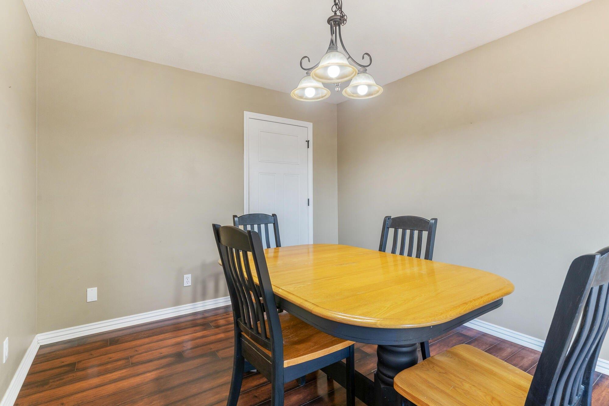 W Nicholas St, Springfield, MO 65802