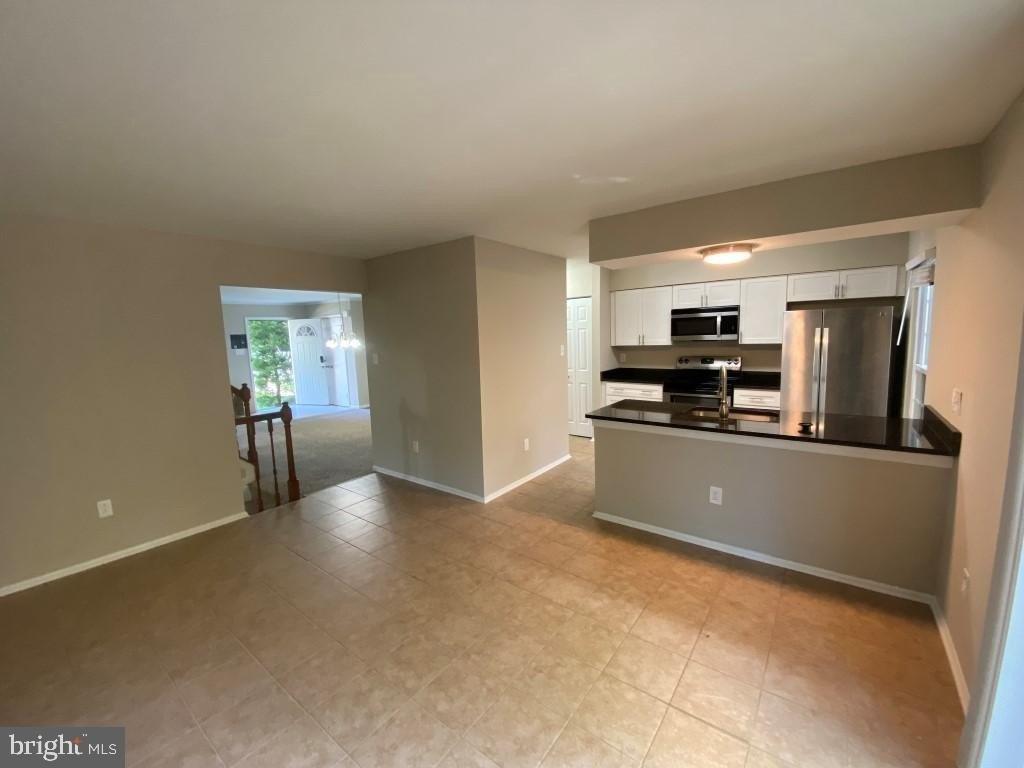 Battersea Bridge Ct, Lutherville, MD 21093