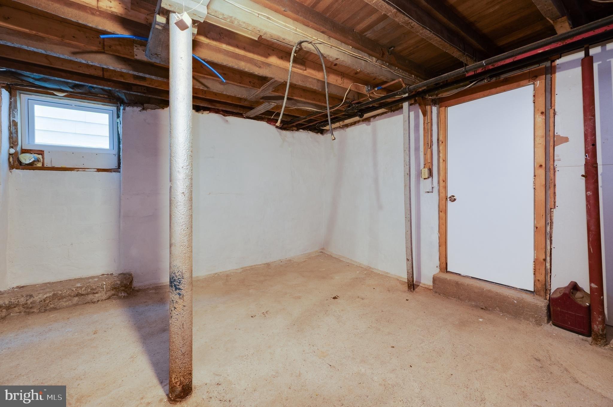 Walnut St, Ashland, PA 17921