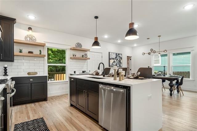 W Cameron St, Tulsa, OK 74127