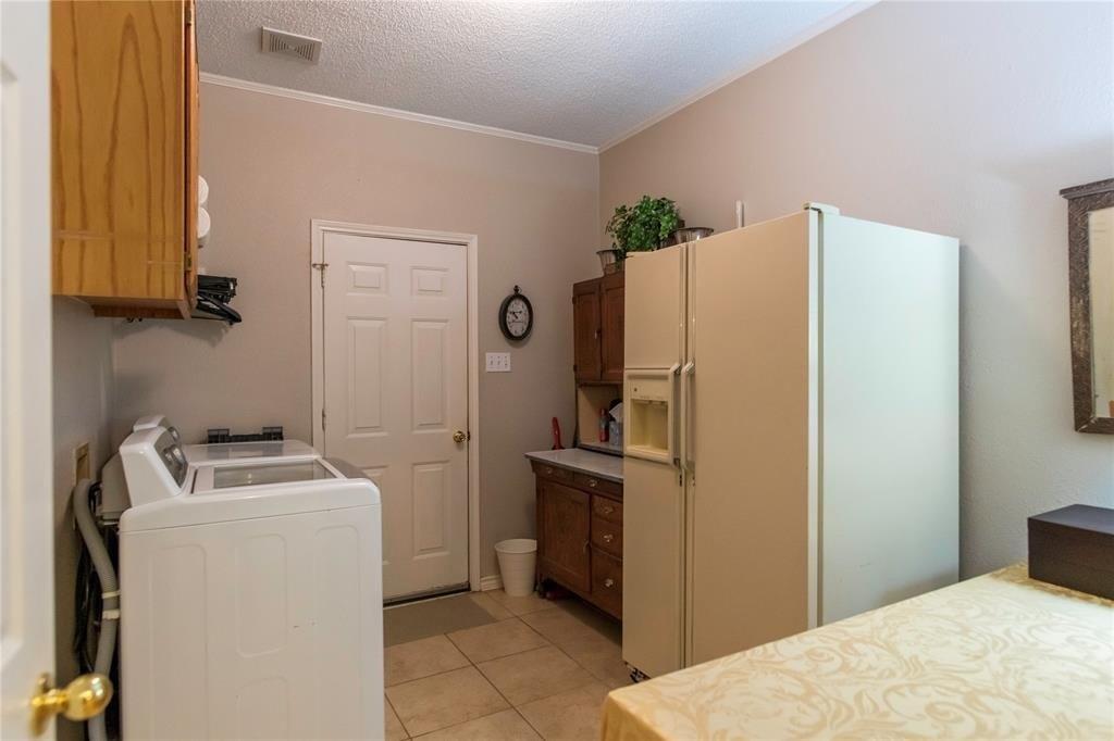 Whispering Gln, Rockwall, TX 75087