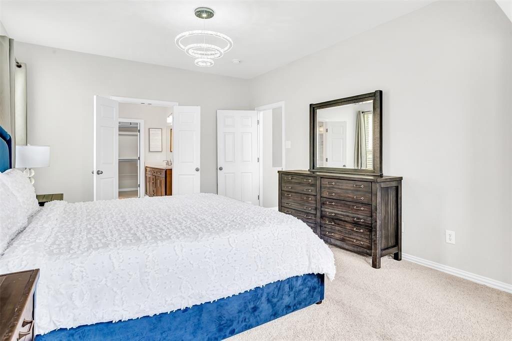Logan Dr, Plano, TX 75094
