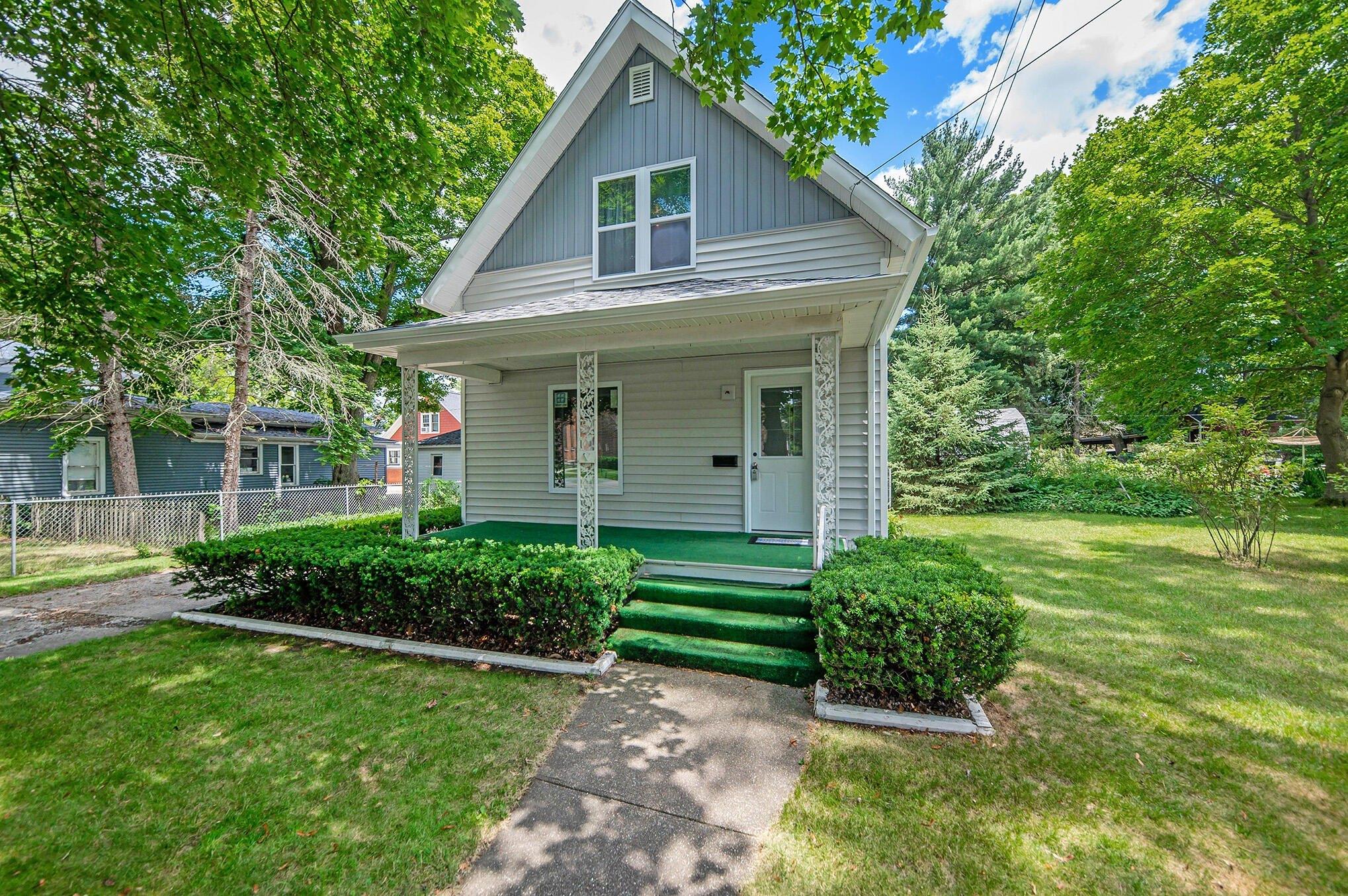 Park St, Plainwell, MI 49080