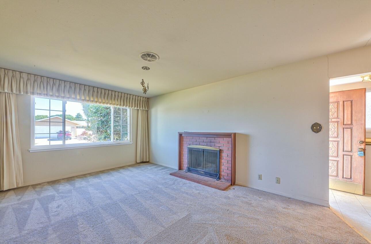 Lemos Ave, Salinas, CA 93901