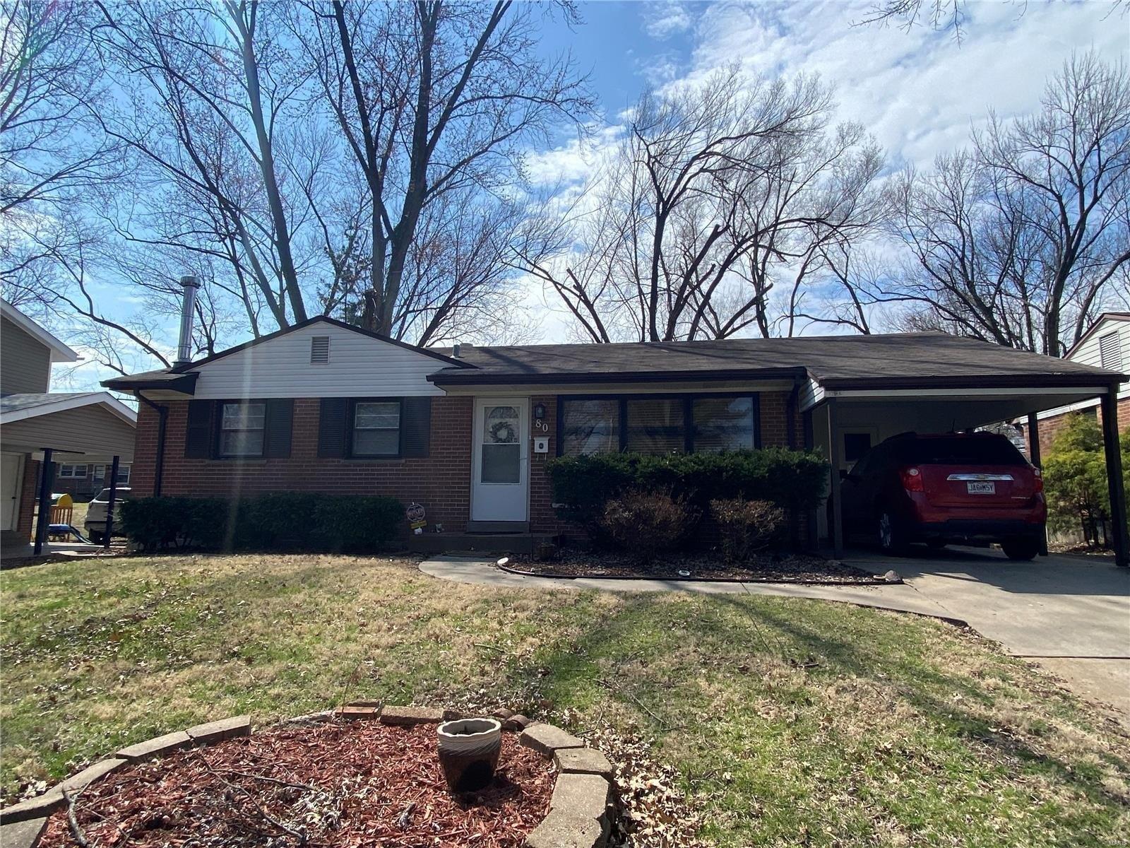 Saint Edward Ln, Florissant, MO 63033