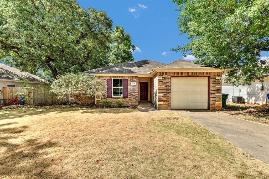 W Pecan St, Aubrey, TX 76227