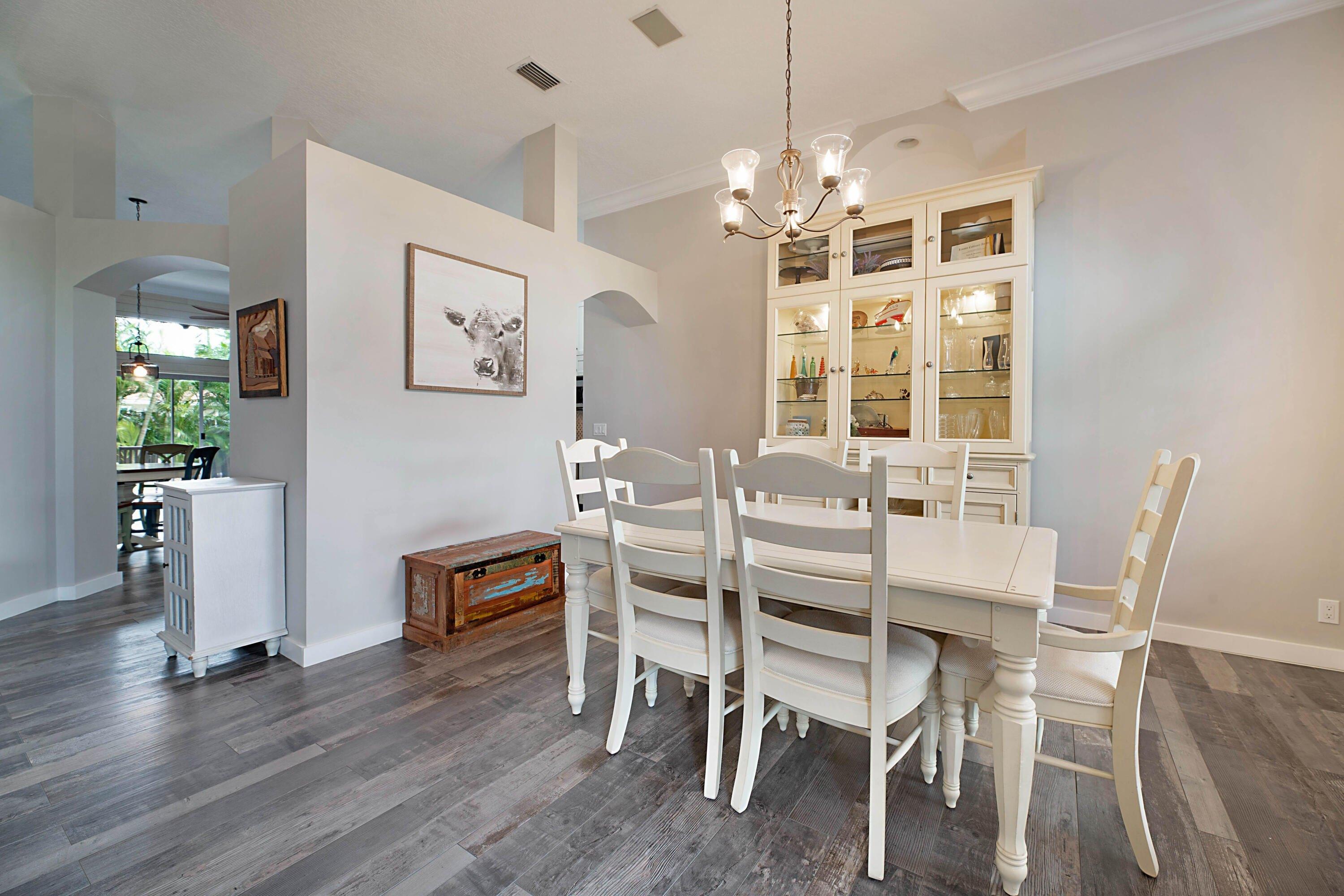 Lucerne St, Jupiter, FL 33458