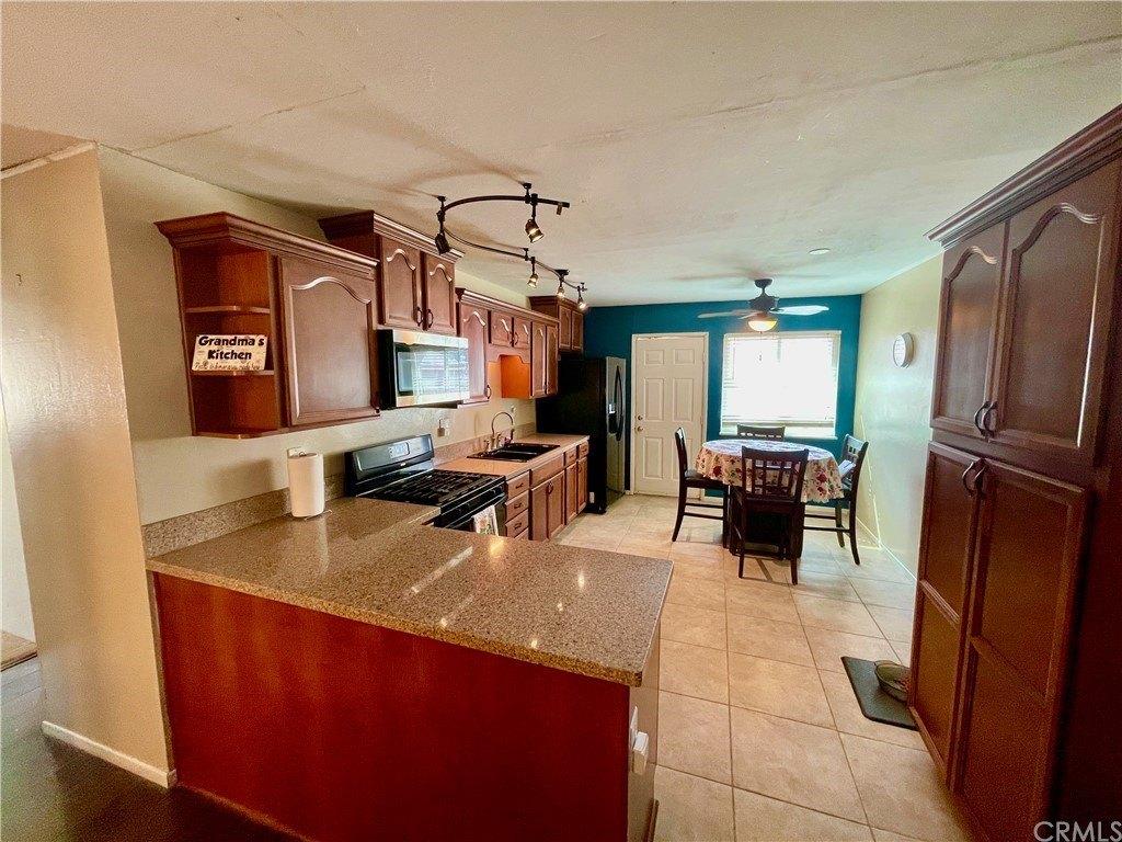 Jade Rd, Barstow, CA 92311