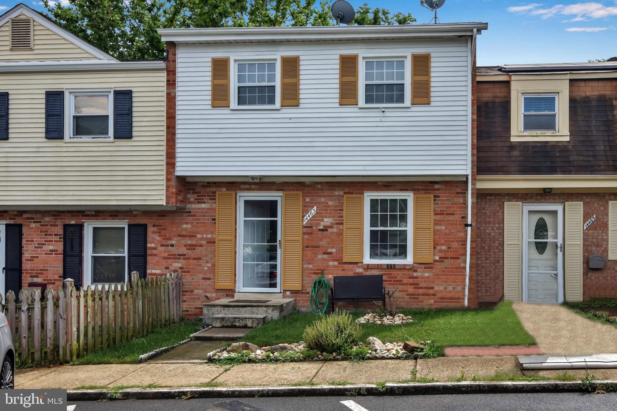 Village Dr, Woodbridge, VA 22191