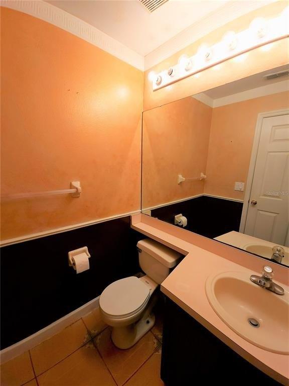 Bridgeview Cir, Orlando, FL 32824