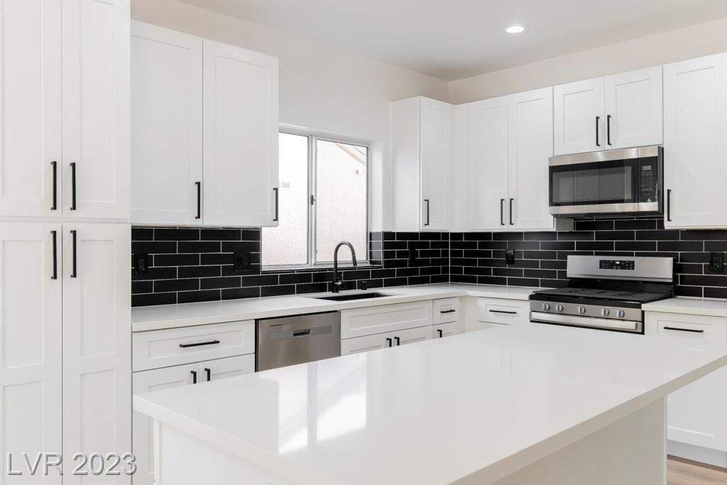 Gilbertville Ave, Henderson, NV 89052