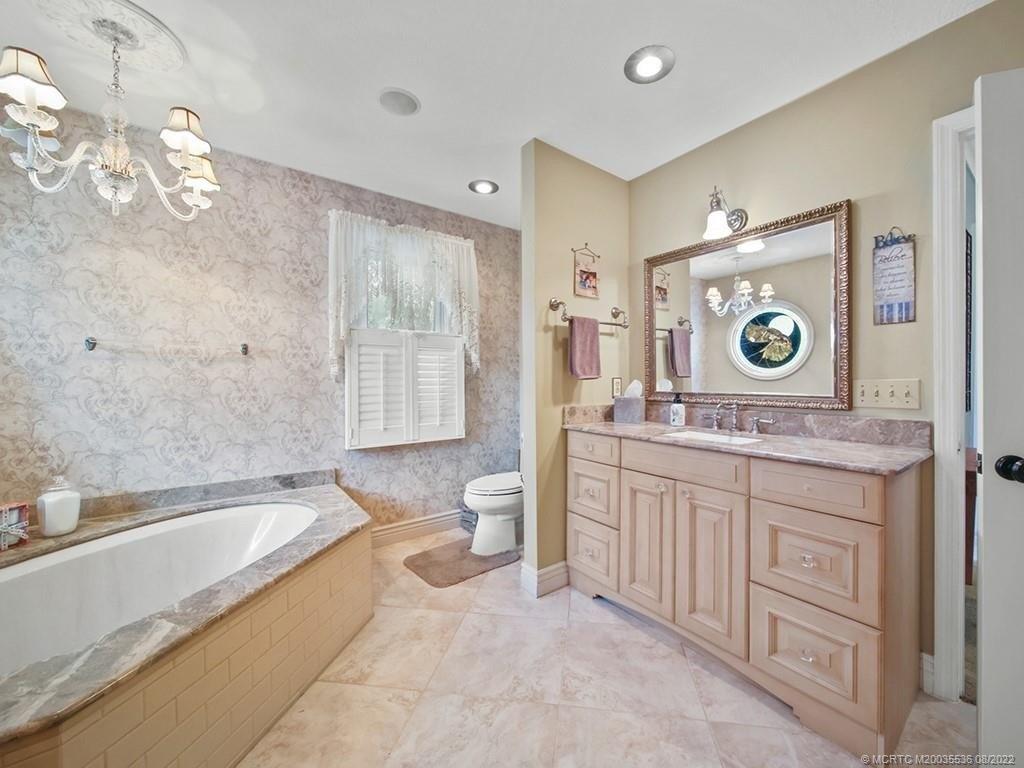 Sw La Mesa Ln, Palm City, FL 34990