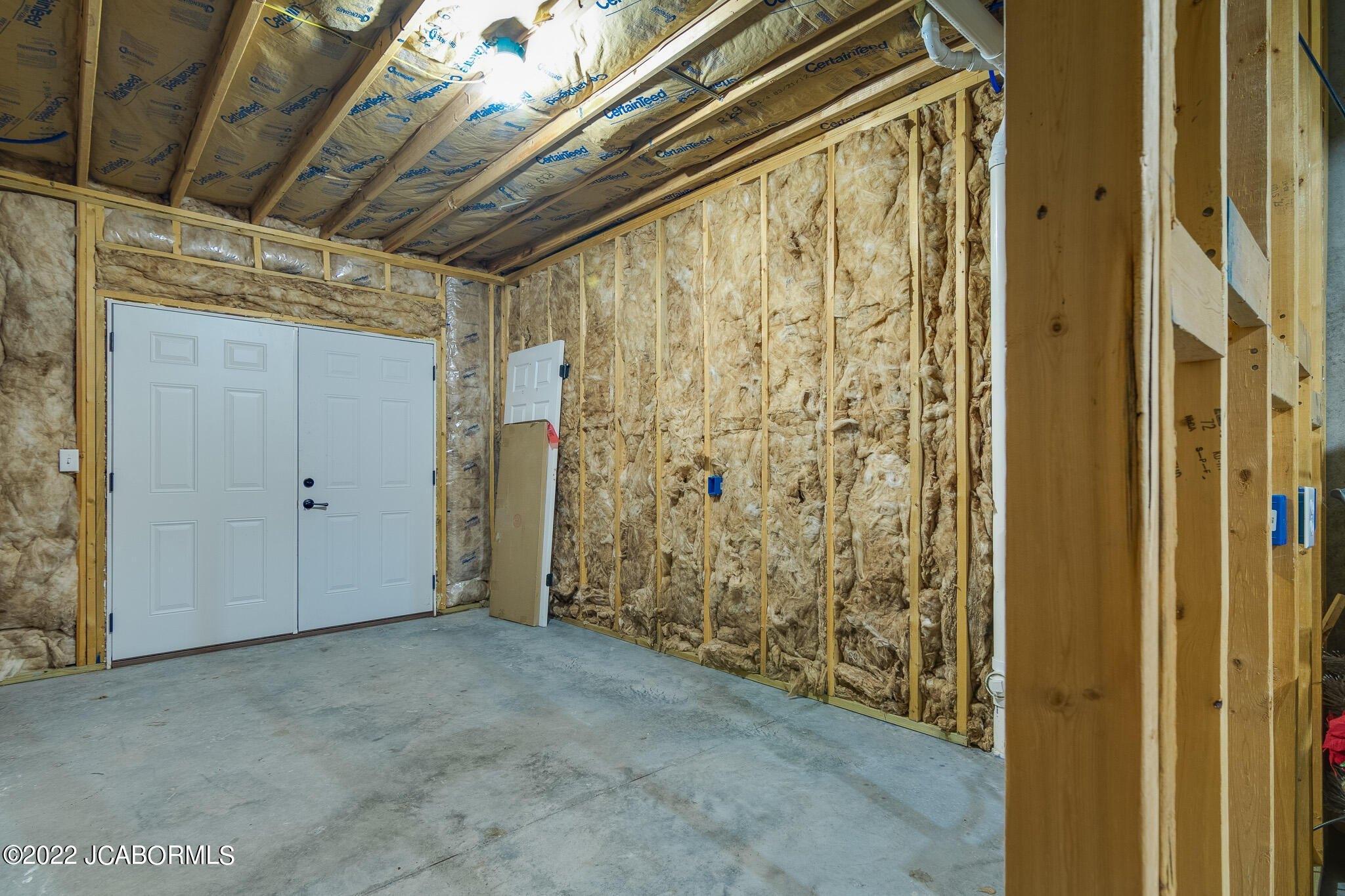 Edwards Dr, Holts Summit, MO 65043