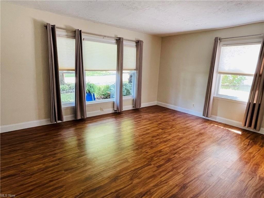 Schubert St, Cuyahoga Falls, OH 44221
