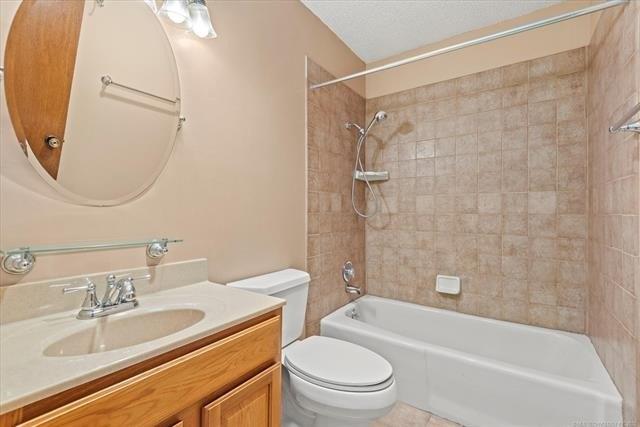 N 3980 Rd, Dewey, OK 74029