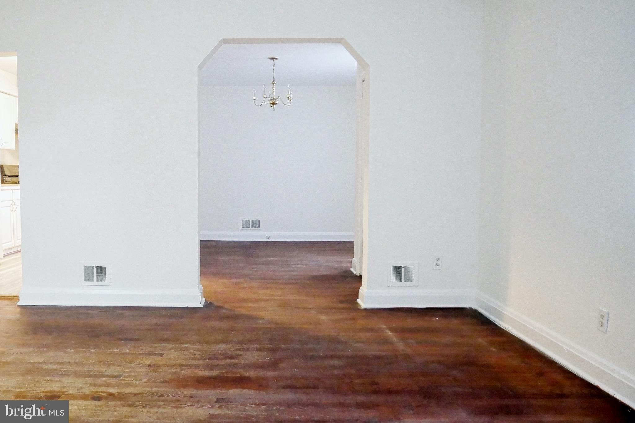 W Rogers Ave, Baltimore, MD 21215