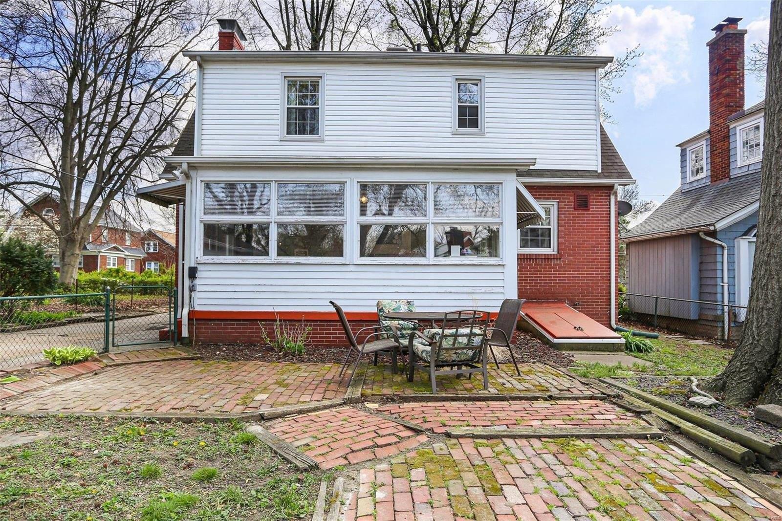 Maxey St, Alton, IL 62002