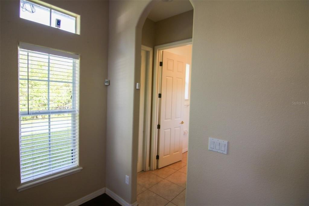 Tudor Spring Ct, Orlando, FL 32828
