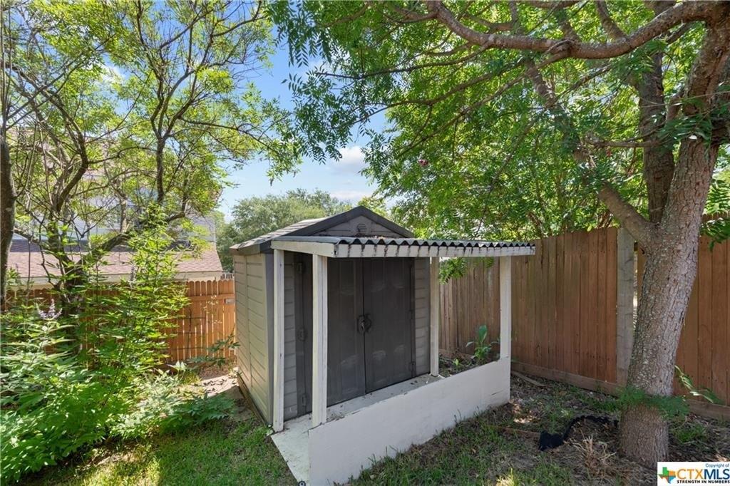 Paddington Dr, Kyle, TX 78640