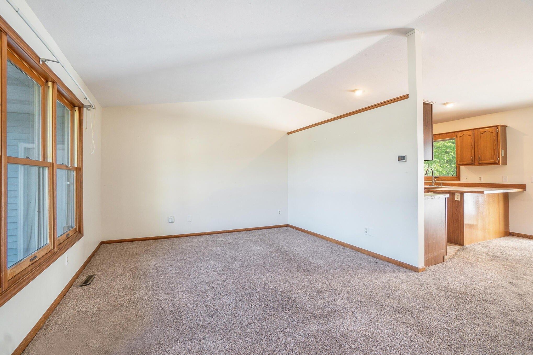Elemeda St, Holland, MI 49424