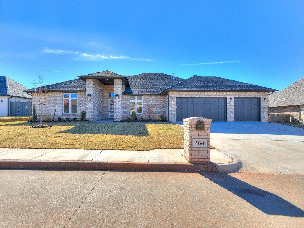 Saint Claire Dr, Edmond, OK 73025