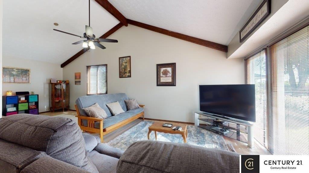 Quail Dr, Bellevue, NE 68123