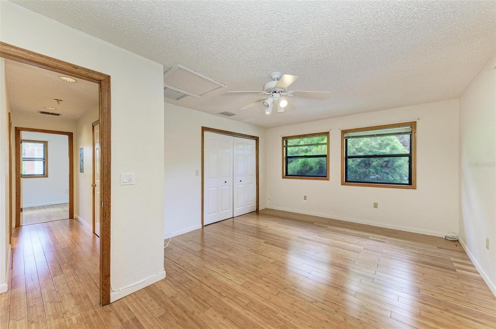 1st Ave W, Bradenton, FL 34205