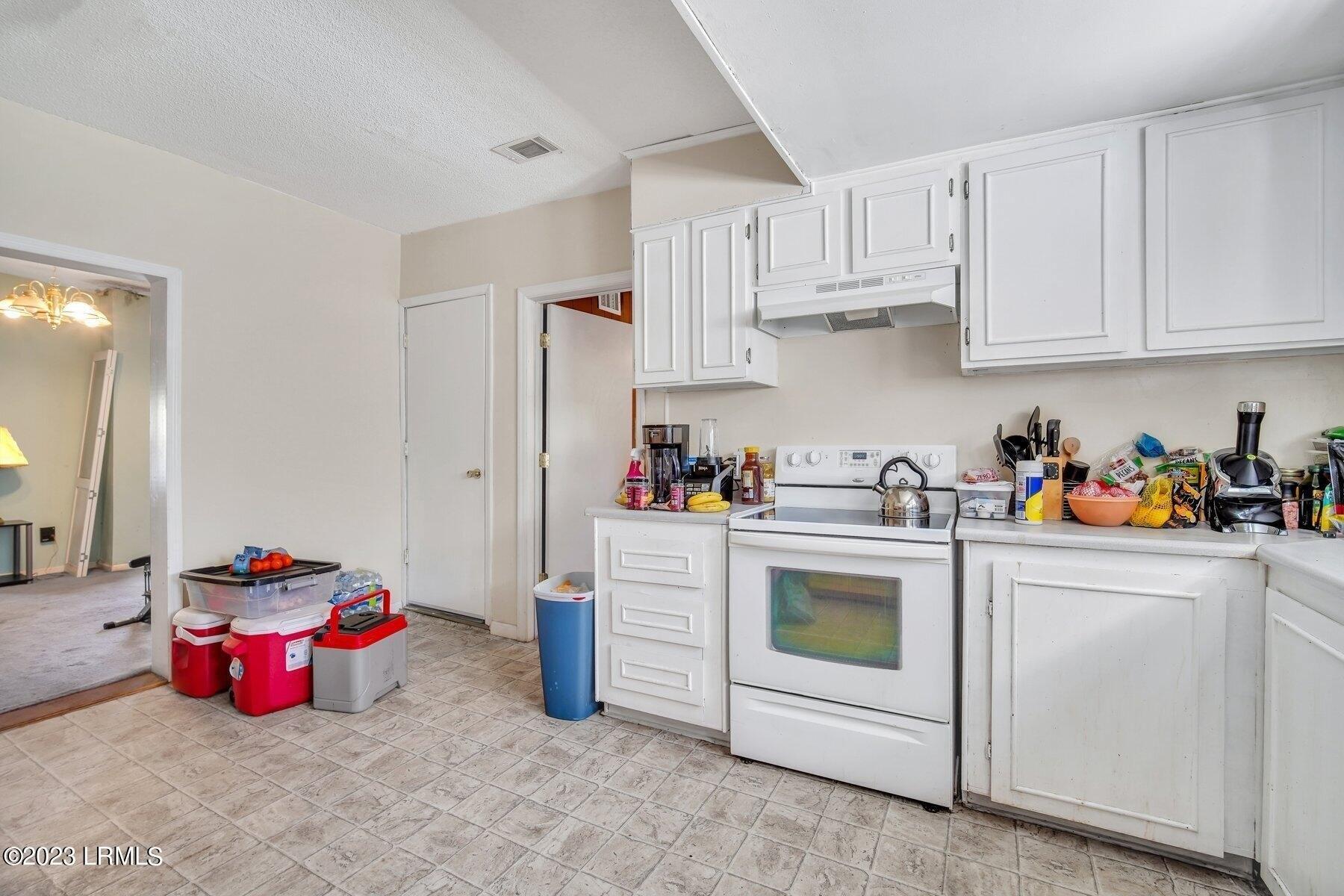 Greene St, Beaufort, SC 29902