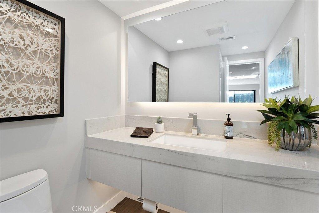 Vista Bonita, Newport Beach, CA 92660