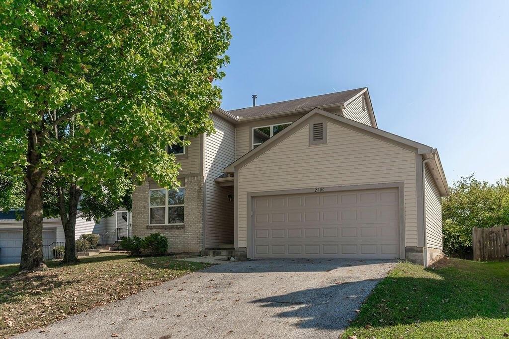 Raphael Dr, Columbus, OH 43232