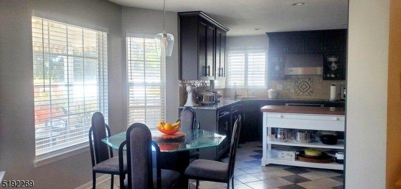 Atherton Ct, Clementon, NJ 08021
