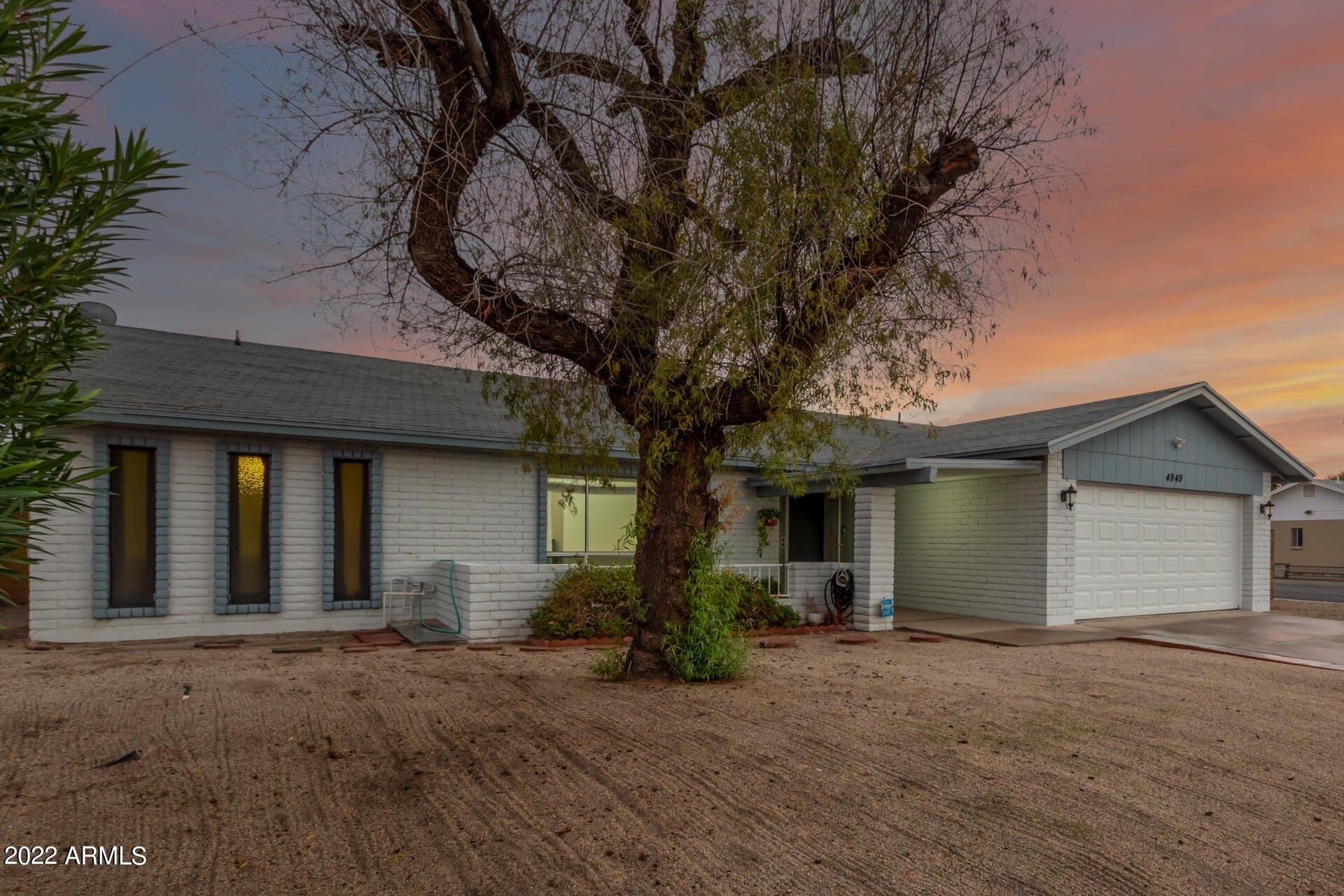 W Royal Palm Rd, Glendale, AZ 85302