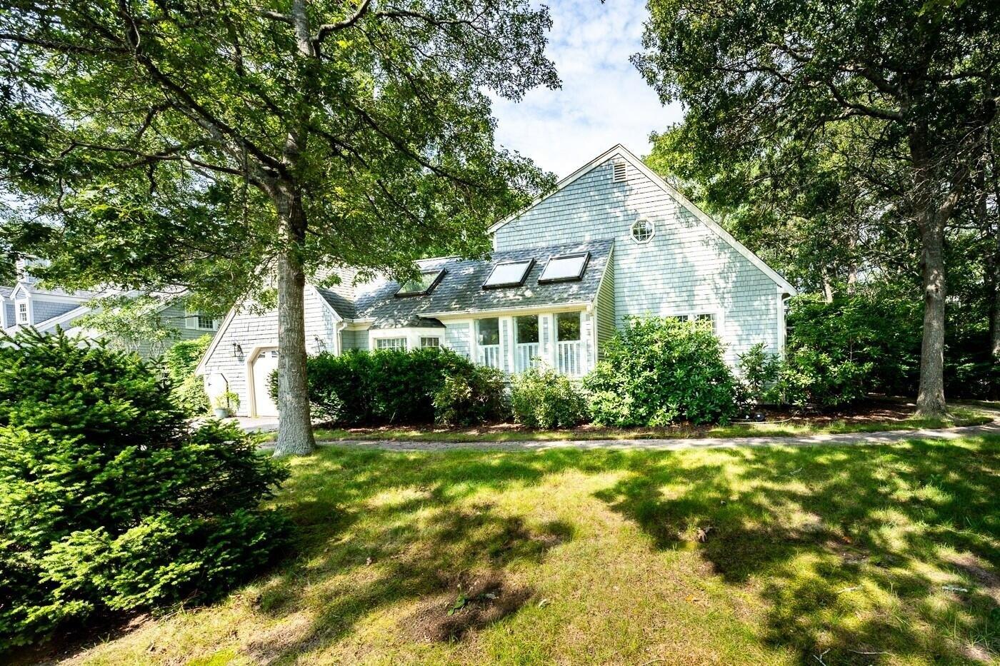 Square Rigger Ln, Hyannis, MA 02601