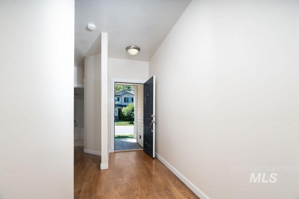 S Cruzatte Ln, Boise, ID 83716