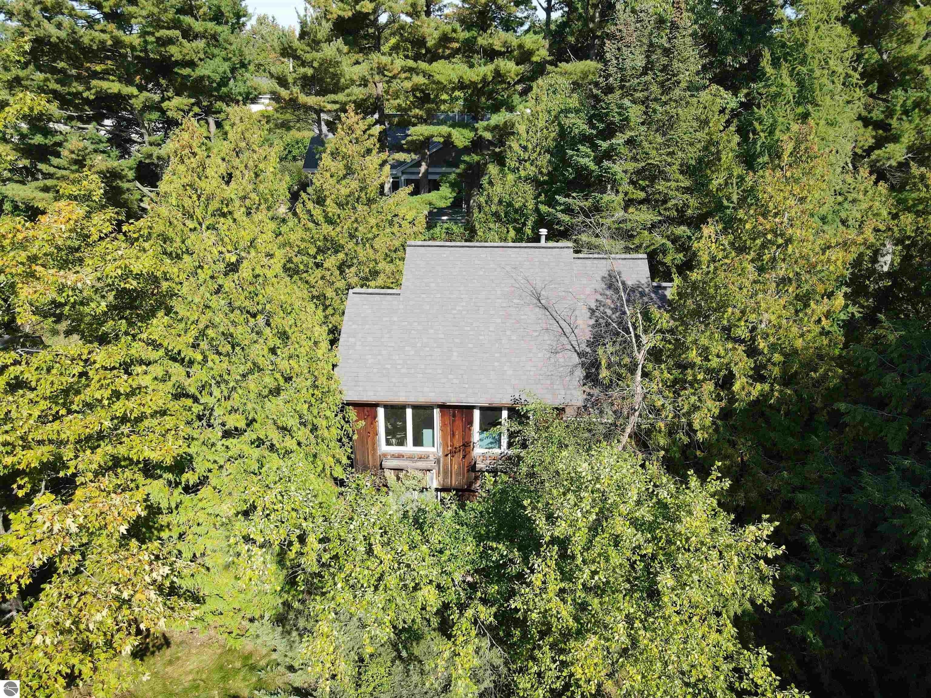 4th St, Leland, MI 49654