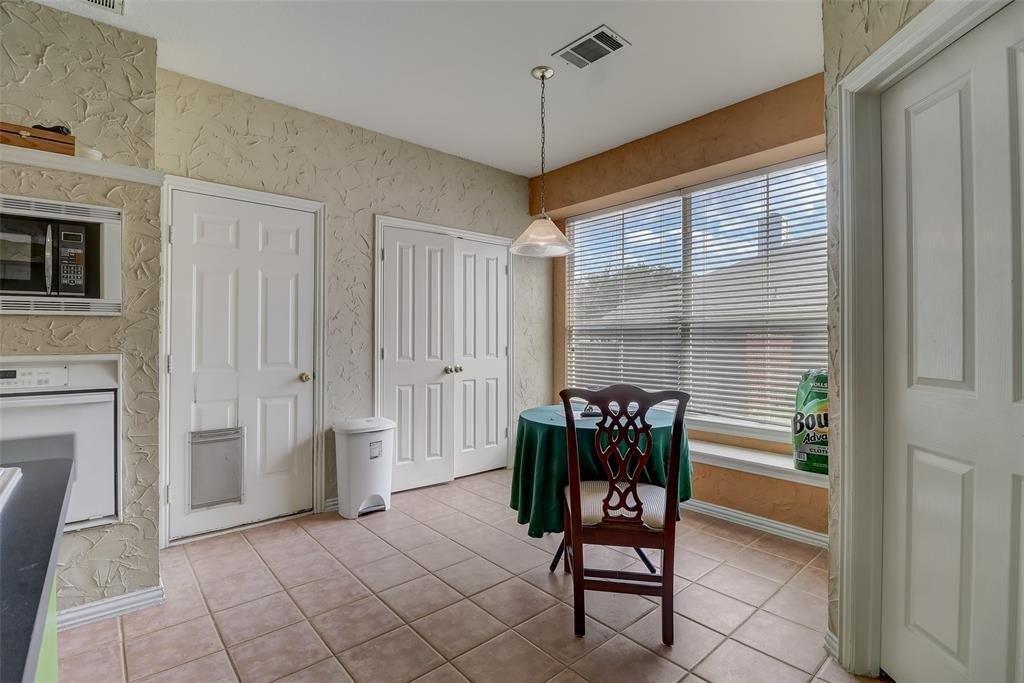 Ridge Stone Dr, Lewisville, TX 75067
