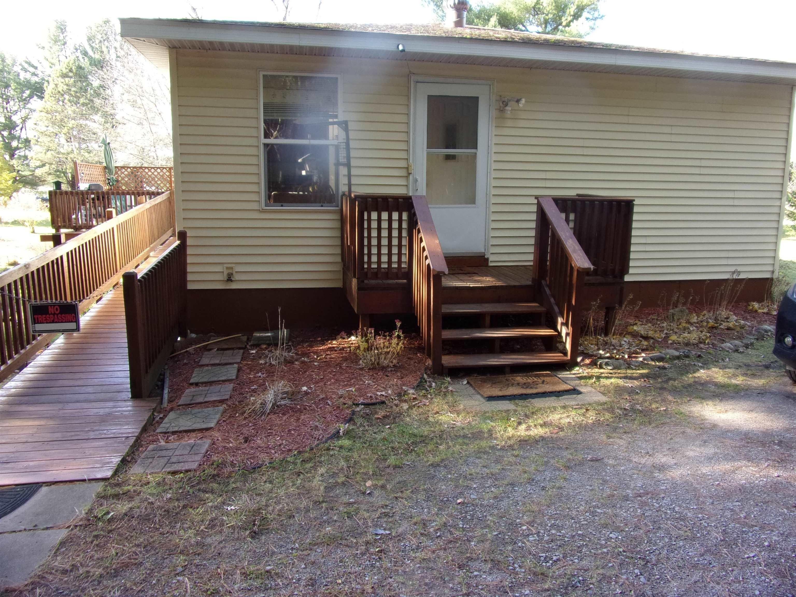 E Townline Lake Rd, Harrison, MI 48625